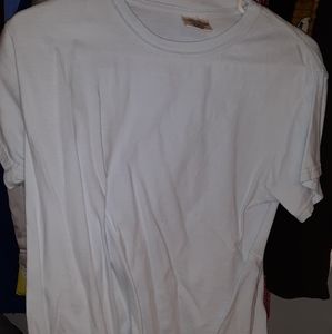 White short sleeve tee